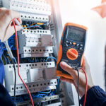 5 raisons pour lesquelles vous devriez embaucher un électricien professionnel électricien professionnel